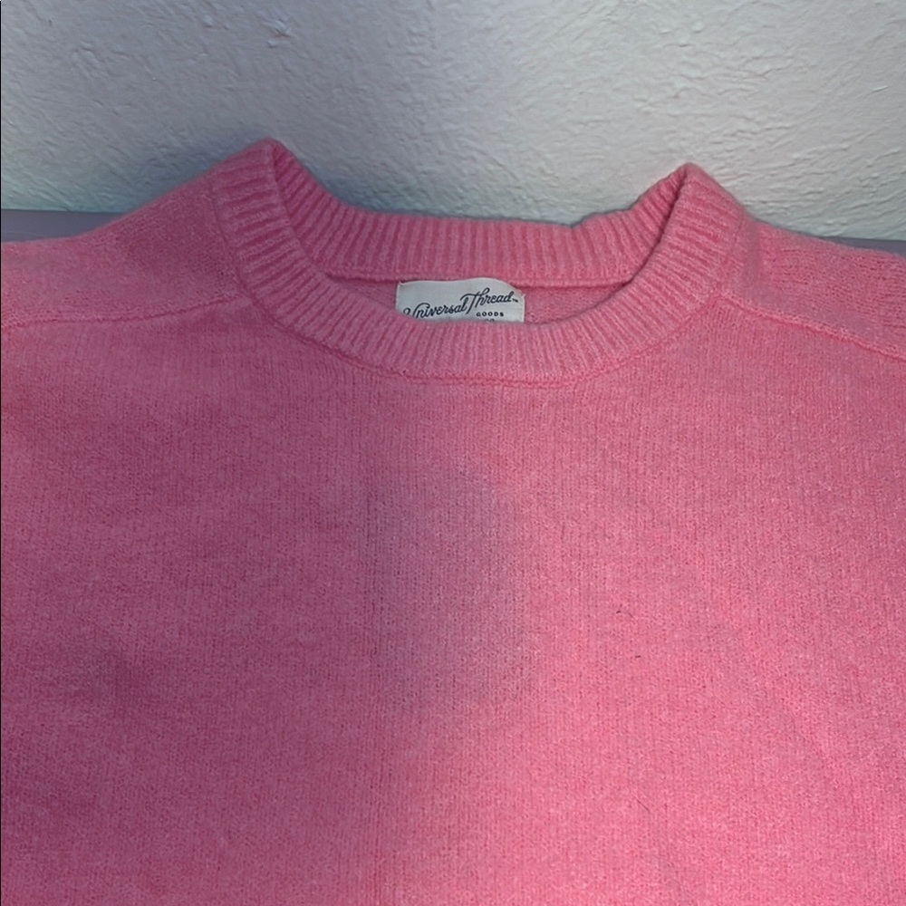 Pink Sweater - Picture 4 of 4